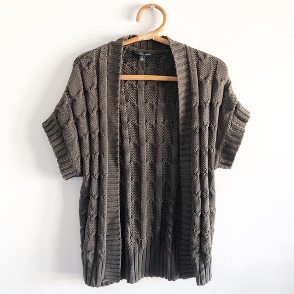 Banana Republic Sweaters - Banana Republic Cable Knit Open Front Cardigan S